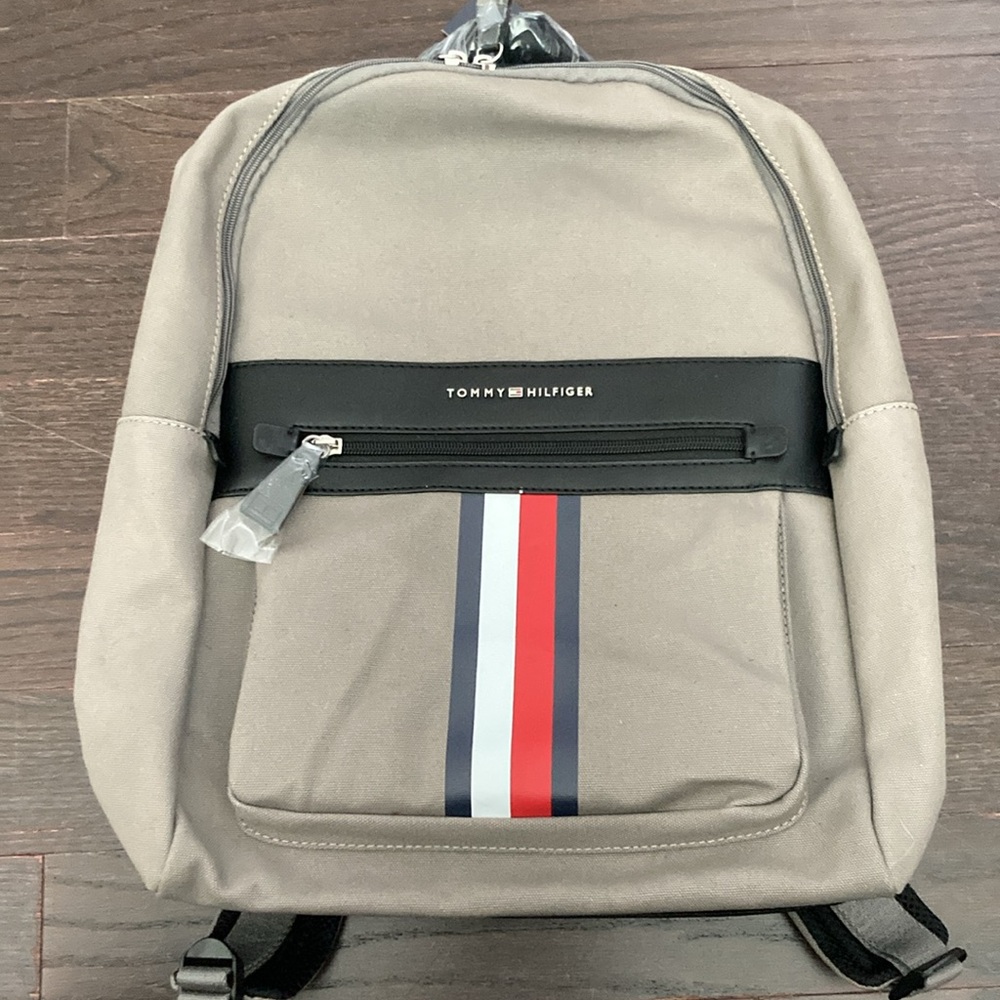 Tommy Hilfiger Canvas Backpack 🎒 New 🆕 with tags 🏷️